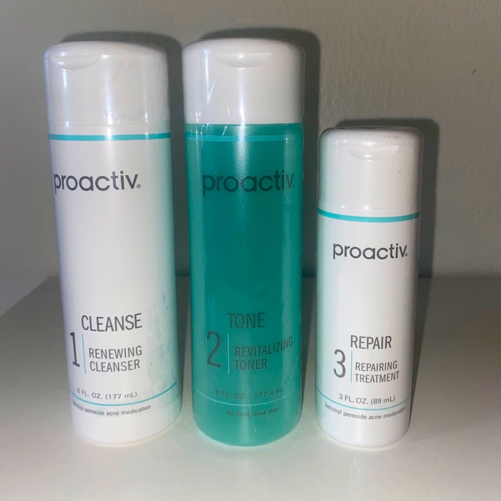 Proactiv Solution 3-Step Acne Treatment KIT ! 90 DAYS TREATMENT  🔥!!!
